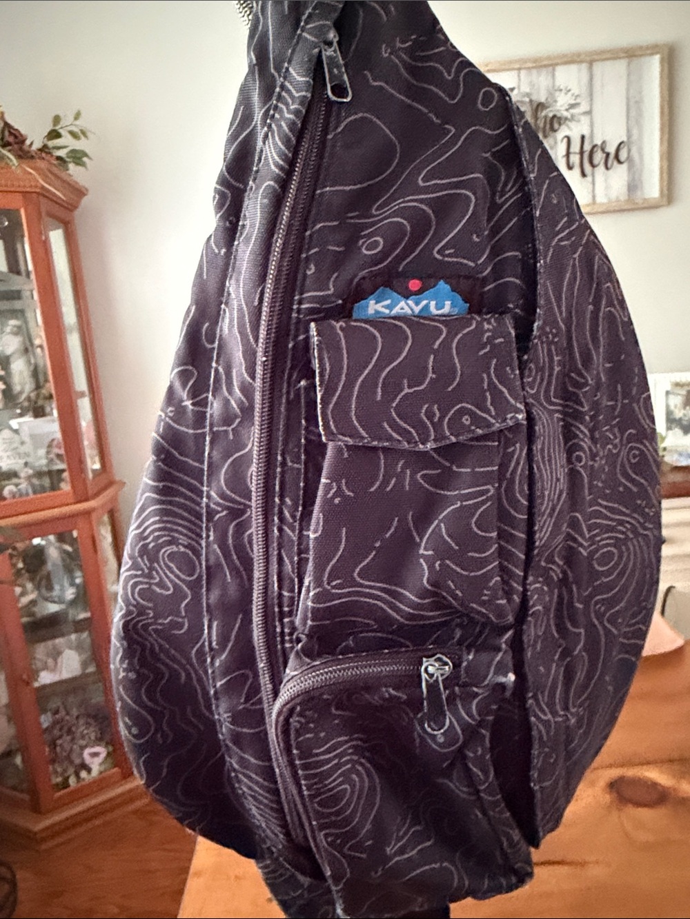 Kavu Black Topo Pattern Sling Pack with Blue Logo - Picture 8 of 8